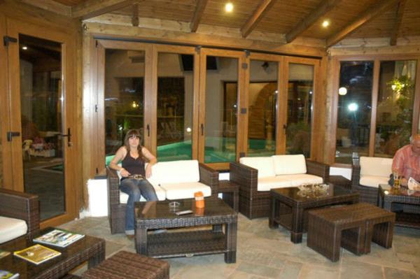 Castello Rosso Hotel Karystos  Exterior photo