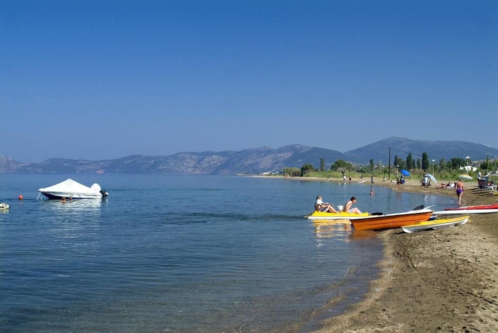 Castello Rosso Hotel Karystos  Exterior photo