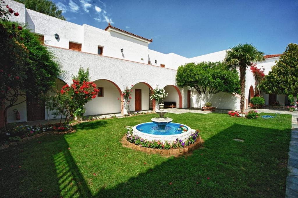 Castello Rosso Hotel Karystos  Exterior photo